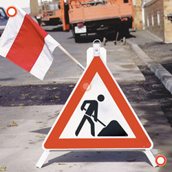 Bild bau- und gefahrenstellen sichern: GNOM Schilderständer